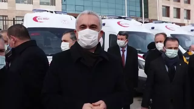 KASTAMONU - Sağlık Bakanlığınca tahsis edilen 6 ambulans teslim edildi KASTAMONU - Sağlık Bakanlığınca tahsis edilen 6 ambulans teslim edildi