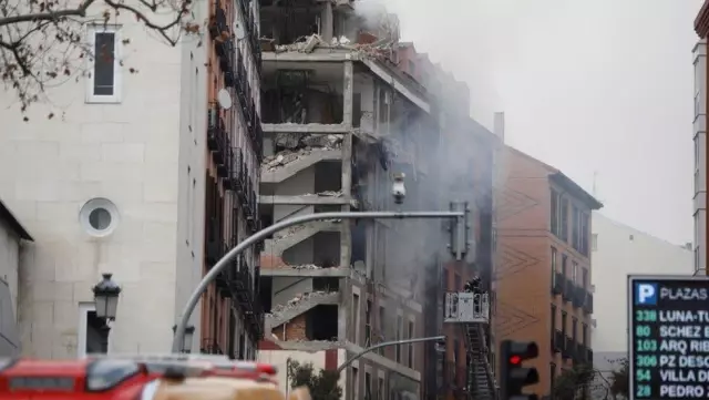 Madrid'in merkezindeki patlamada en az iki kişi öldü Madrid'in merkezindeki patlamada en az iki kişi öldü