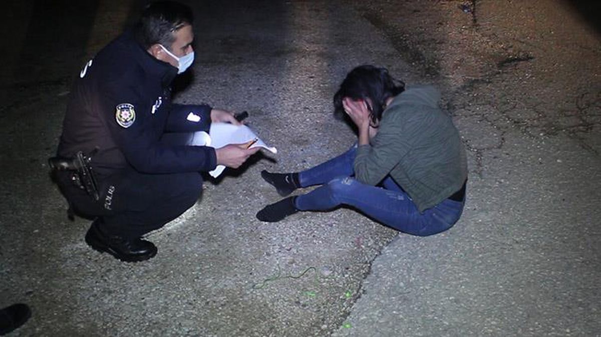 Sevgilisinin darbettiği kadın önce soyuldu sonra otomobilden atıldı