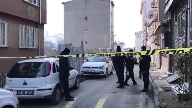 Şişli'de inşaatın istinat duvarı çöktü