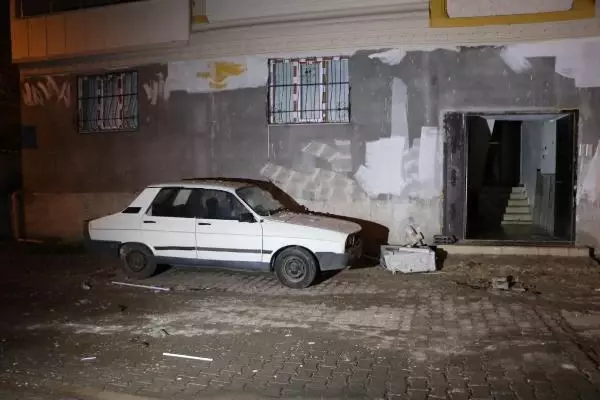 Sobadan çıkan yangında uzman çavuş ve oğlu öldü, anne ile kızı yaralı Sobadan çıkan yangında uzman çavuş ve oğlu öldü, anne ile kızı yaralı