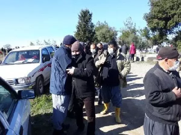 Tarsus'taki kazada hayatını kaybeden aynı aileden 5 kişi son yolculuğuna uğurlandı Tarsus'taki kazada hayatını kaybeden aynı aileden 5 kişi son yolculuğuna uğurlandı
