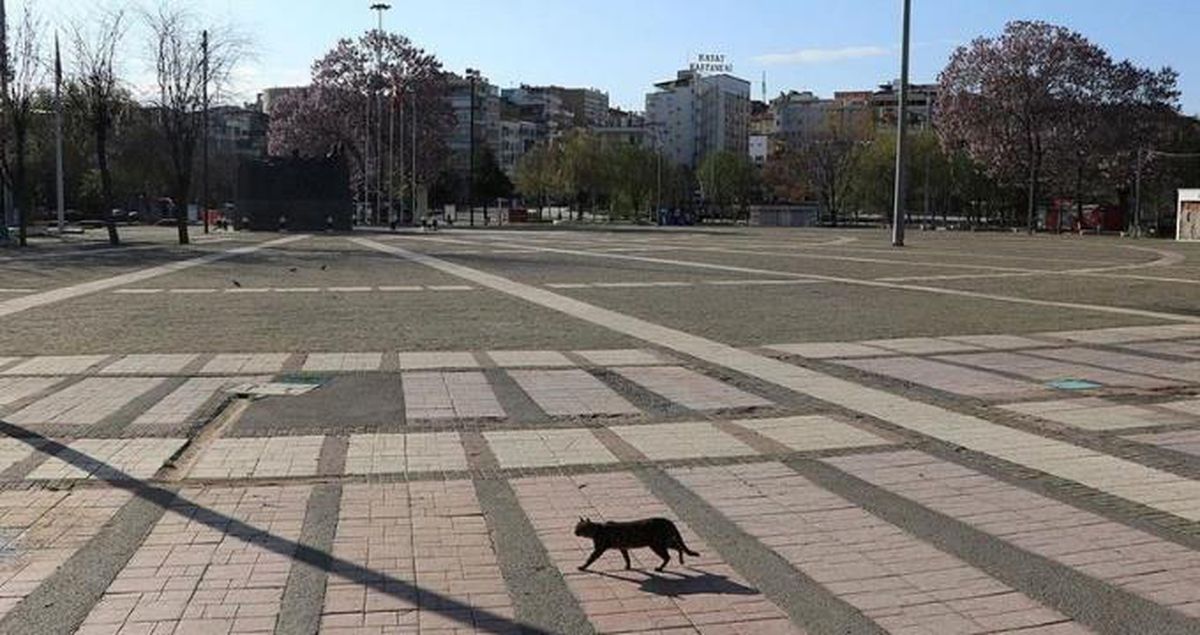 20 yaş altı otobüsle seyahat edebilir mi? 20 yaş altı sokağa çıkma izni saatleri!