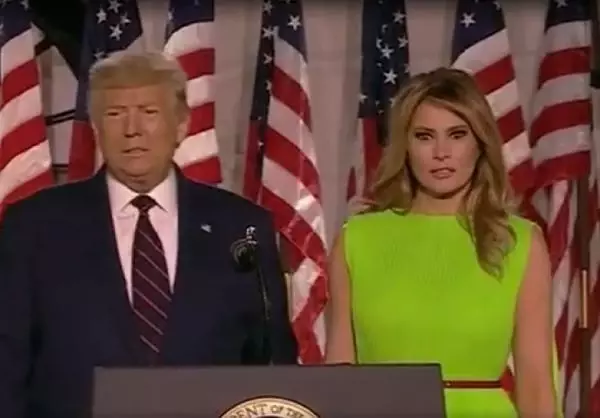 ABD medyası: Trump çifti Beyaz Saray'da ayrı yataklarda uyuyordu ABD medyası: Trump çifti Beyaz Saray'da ayrı yataklarda uyuyordu
