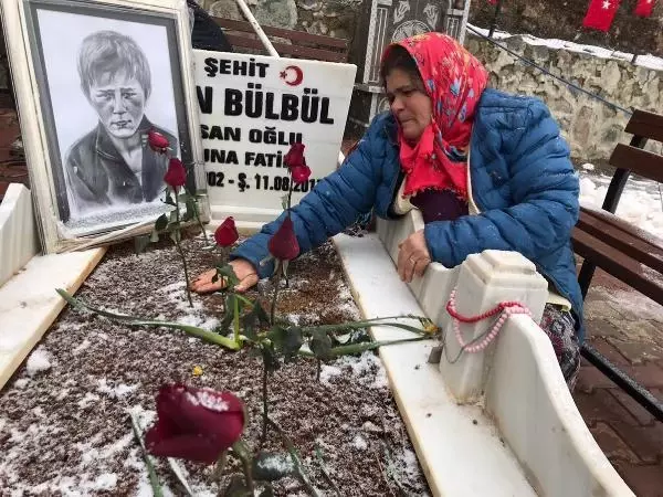 Son Dakika | Anne Ayşe Bülbül'den 'Eren operasyonu' teşekkürü Son Dakika | Anne Ayşe Bülbül'den 'Eren operasyonu' teşekkürü