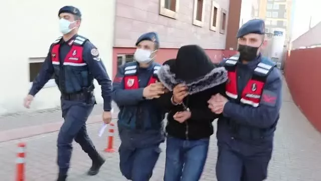 Son dakika haber: Bağ evi ve villalardan hırsızlık yapan zanlı yakalandı Son dakika haber: Bağ evi ve villalardan hırsızlık yapan zanlı yakalandı