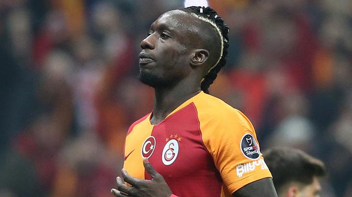 Beşiktaş derbisinde kırmızı kart gören G.Saraylı Diagne'ye 2 maç ceza verildi