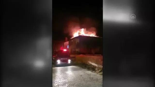 Bir kişinin boşanmak üzere olduğu kadının evini yaktığı iddia edildi Bir kişinin boşanmak üzere olduğu kadının evini yaktığı iddia edildi