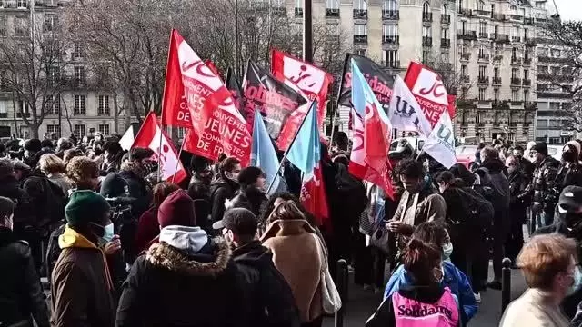 Son dakika! Fransa'da üniversite öğrencileri hükümeti protesto etti Son dakika! Fransa'da üniversite öğrencileri hükümeti protesto etti