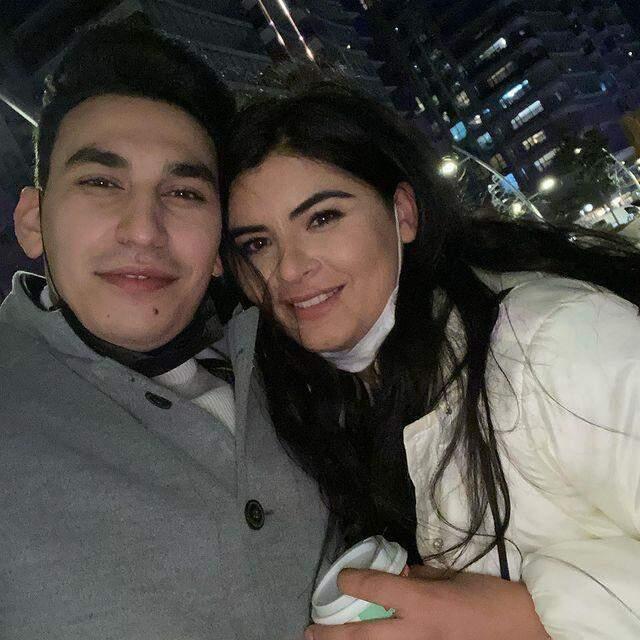 Hanife Gürdal ve ailesinin kar macerası hastanede bitti Hanife Gürdal ve ailesinin kar macerası hastanede bitti