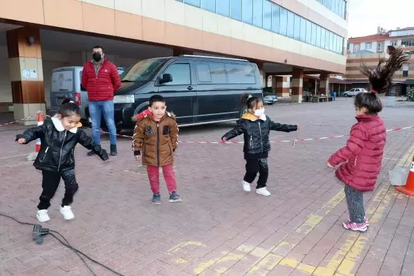 Keşan'da 140 müzisyenden Trakya havalarıyla konser Keşan'da 140 müzisyenden Trakya havalarıyla konser