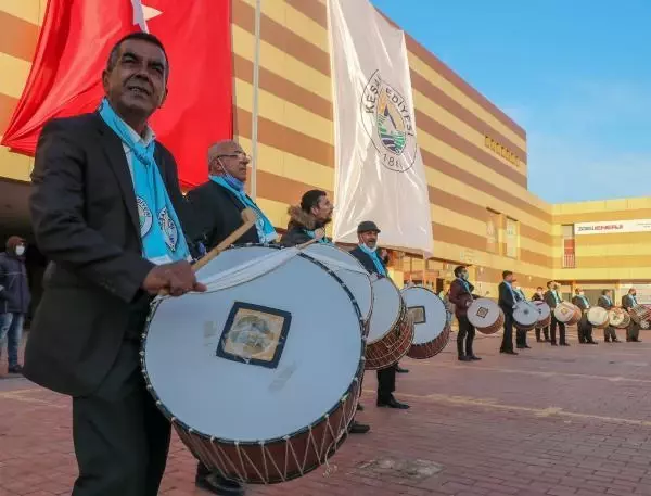 Keşan'da 140 müzisyenden Trakya havalarıyla konser Keşan'da 140 müzisyenden Trakya havalarıyla konser