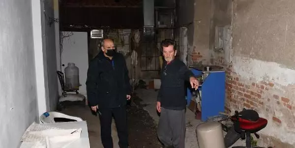 Kuşadası Belediyesi'nden evsizlere yardım eli Kuşadası Belediyesi'nden evsizlere yardım eli