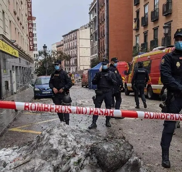 Son dakika haberleri! Madrid patlamasında ölü sayısı 3'e çıktı Son dakika haberleri! Madrid patlamasında ölü sayısı 3'e çıktı