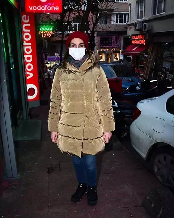Melisa Sözen yürüyüşü kısa kesti Melisa Sözen yürüyüşü kısa kesti