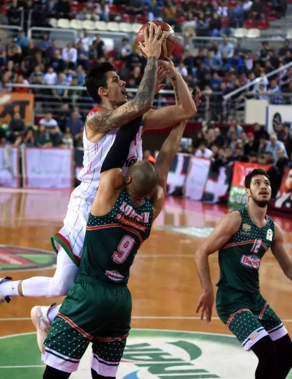 Petkimspor İlkan Kramaan'ı aldı Petkimspor İlkan Kramaan'ı aldı