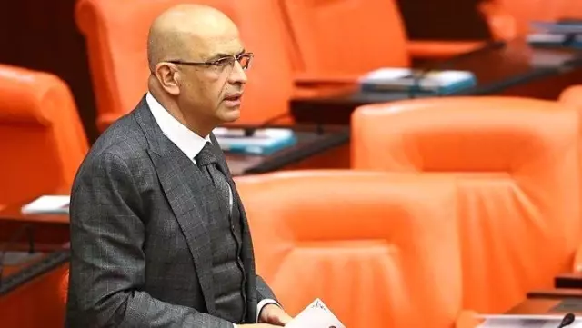 Son Dakika! Anayasa Mahkemesi, Enis Berberoğlu'nun başvurusuna ikinci kez ihlal kararı verdi Son Dakika! Anayasa Mahkemesi, Enis Berberoğlu'nun başvurusuna ikinci kez ihlal kararı verdi