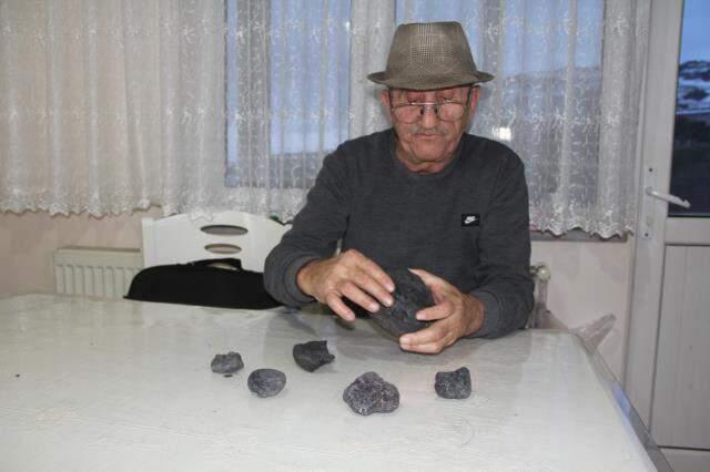 Tarlasında gezen yaşlı adamın yanı başına gökten servet düştü