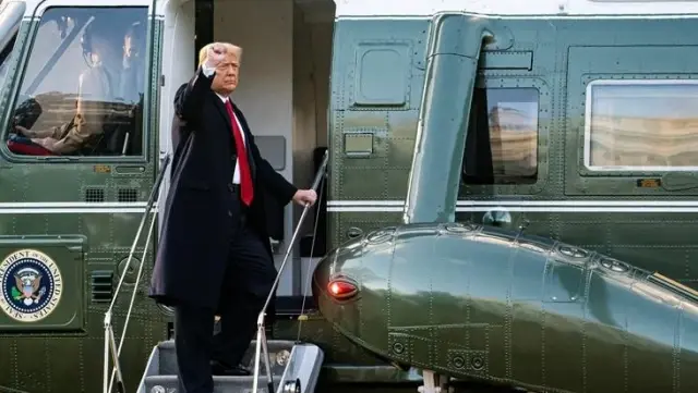 Trump'ın Biden'a bıraktığı mektupta ''Joe biliyorsun ben kazandım'' yazdığı iddia edildi Trump'ın Biden'a bıraktığı mektupta ''Joe biliyorsun ben kazandım'' yazdığı iddia edildi