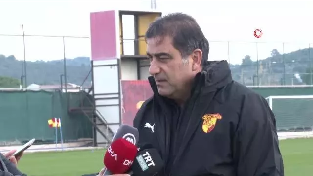 Ünal Karaman: 'Herkesin gıpta edeceği bir Göztepe elde edeceğiz' Ünal Karaman: 'Herkesin gıpta edeceği bir Göztepe elde edeceğiz'