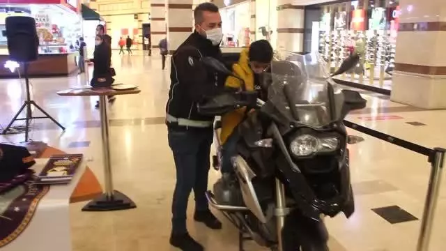 Adana emniyeti vatandaşları dolandırıcılara karşı uyardı Adana emniyeti vatandaşları dolandırıcılara karşı uyardı