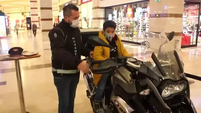 Adana emniyeti vatandaşları dolandırıcılara karşı uyardı Adana emniyeti vatandaşları dolandırıcılara karşı uyardı