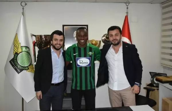 Son dakika haberi! Akhisarspor'dan transfer bombardımanı Son dakika haberi! Akhisarspor'dan transfer bombardımanı