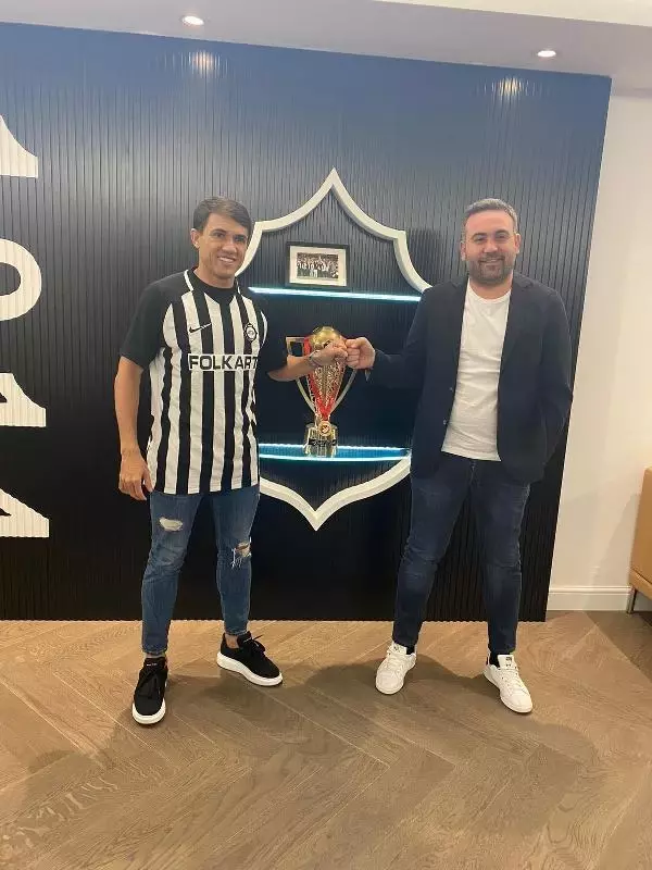 Altay, Mossoro'ya imza attırdı Altay, Mossoro'ya imza attırdı