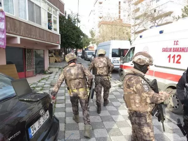 Ataşehir'de hareketli dakikalar Ataşehir'de hareketli dakikalar