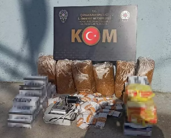 Ayvacık'ta kaçak sigara operasyonuna 1 gözaltı Ayvacık'ta kaçak sigara operasyonuna 1 gözaltı
