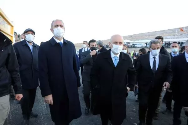Bakan Karaismailoğlu: En gelişmiş ülkeler alt yapı projelerini nasıl yaptığımızı soruyor (4) Bakan Karaismailoğlu: En gelişmiş ülkeler alt yapı projelerini nasıl yaptığımızı soruyor (4)