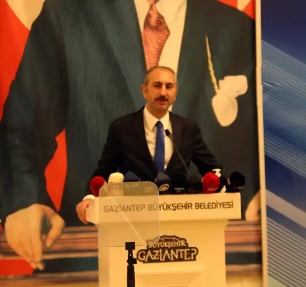 GAZİANTEP - Bakan Gül: 'Eskiden kara tren vardı şimdi hızlı tren dönemine geldik' GAZİANTEP - Bakan Gül: 'Eskiden kara tren vardı şimdi hızlı tren dönemine geldik'
