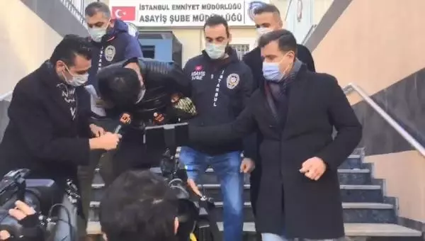 Bayrampaşa'da otelde kadını öldüren şüpheli adliyeye sevk edildi Bayrampaşa'da otelde kadını öldüren şüpheli adliyeye sevk edildi