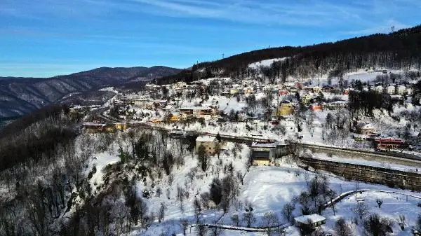 Bolu Dağı'nda kar manzarası, havadan görüntülendi Bolu Dağı'nda kar manzarası, havadan görüntülendi