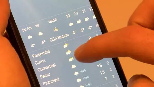 'Cep telefonlarında, klozetlerden daha fazla bakteri bulunuyor' 'Cep telefonlarında, klozetlerden daha fazla bakteri bulunuyor'