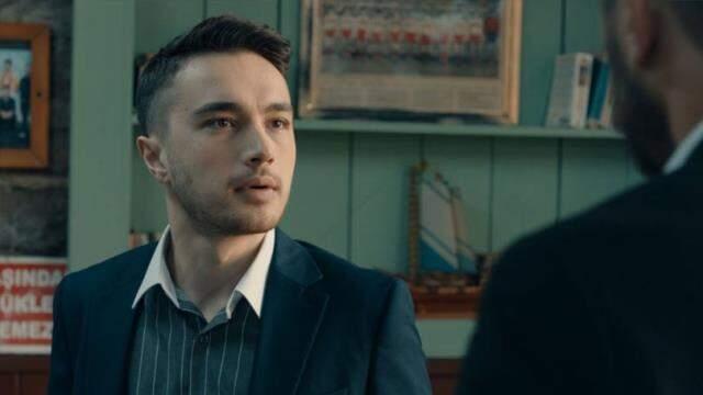 Çukur'un 113. bölüm fragmanı yayınlandı! Saldırıya uğrayan Akın Koçavalı yaşam mücadelesi veriyor Çukur'un 113. bölüm fragmanı yayınlandı! Saldırıya uğrayan Akın Koçavalı yaşam mücadelesi veriyor