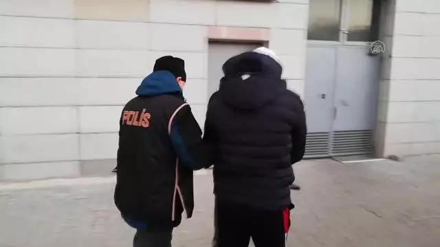 Son Dakika | DEAŞ operasyonunda yabancı uyruklu 14 şüpheli yakalandı (2) Son Dakika | DEAŞ operasyonunda yabancı uyruklu 14 şüpheli yakalandı (2)