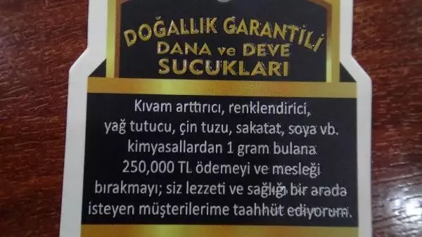 Hiçbir katkı maddesi olmayan deve sucuğunun kilosu 100 liradan satılıyor Hiçbir katkı maddesi olmayan deve sucuğunun kilosu 100 liradan satılıyor
