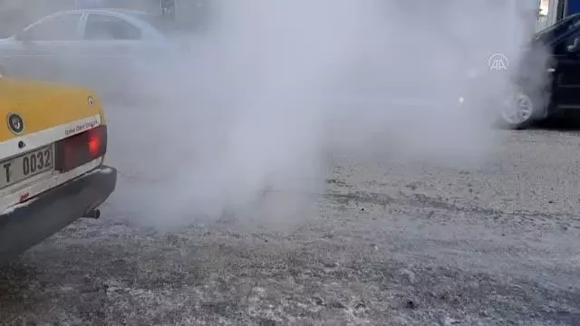 Dondurucu soğuklar hayatı olumsuz etkiliyor Dondurucu soğuklar hayatı olumsuz etkiliyor