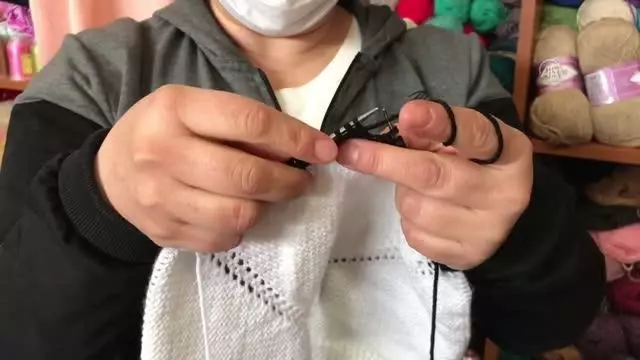 ESKİŞEHİR - İşletme sahibi kadın kimsesiz çocuklar için örgü hırka kampanyası başlattı ESKİŞEHİR - İşletme sahibi kadın kimsesiz çocuklar için örgü hırka kampanyası başlattı