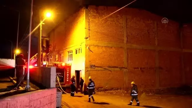 Son dakika haberleri: Fabrikada çıkan yangın hasara yol açtı Son dakika haberleri: Fabrikada çıkan yangın hasara yol açtı