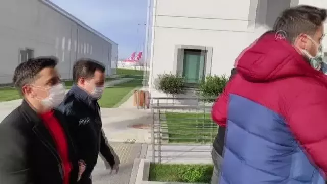 Son dakika haber | FETÖ operasyonunda KKTC'de gözaltına alınan 6 şüpheli asker Türkiye'ye getirildi Son dakika haber | FETÖ operasyonunda KKTC'de gözaltına alınan 6 şüpheli asker Türkiye'ye getirildi