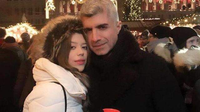 Feyza Aktan eski eşi Özcan Deniz hakkında uzaklaştırma kararı aldırdı 'Polisi ararsan yüzünde sigara söndürürüm' Feyza Aktan eski eşi Özcan Deniz hakkında uzaklaştırma kararı aldırdı 'Polisi ararsan yüzünde sigara söndürürüm'