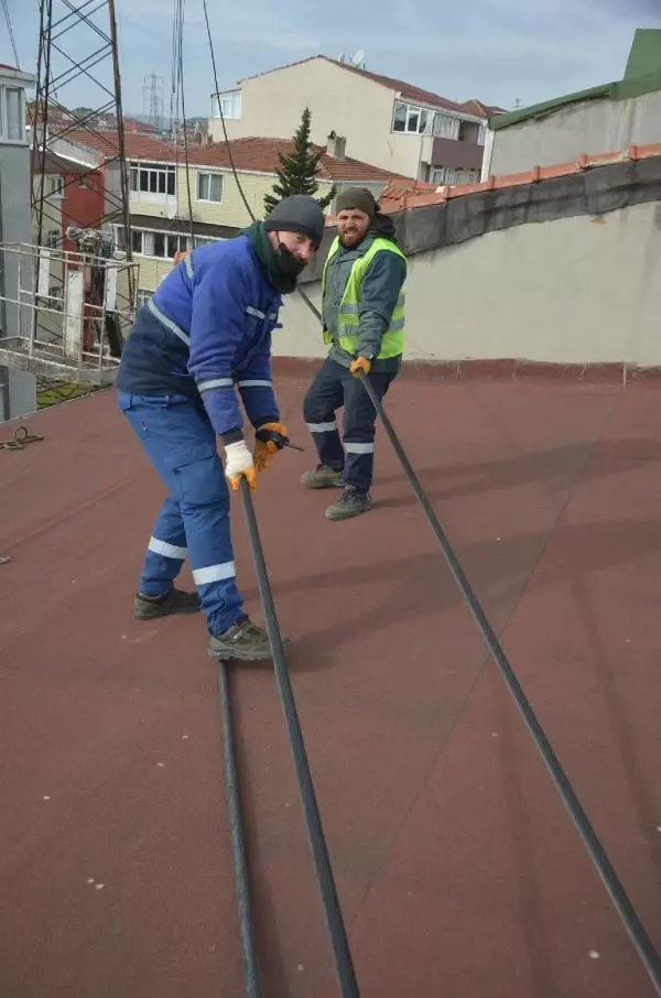 (Havadan fotoğraflarla) 61 yıl sonra dev direkler kaldırılıyor (Havadan fotoğraflarla) 61 yıl sonra dev direkler kaldırılıyor