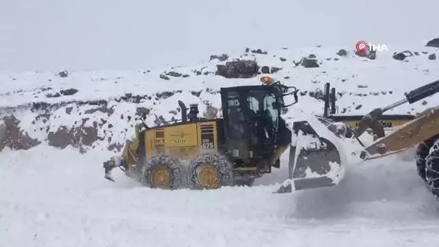 - Iğdır'da karla mücadele çalışmaları devam ediyor - Iğdır'da karla mücadele çalışmaları devam ediyor