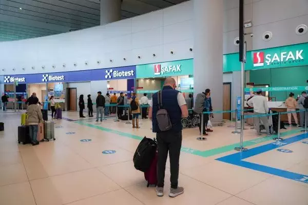 İstanbul Havalimanı'nda antikor testi uygulaması başladı İstanbul Havalimanı'nda antikor testi uygulaması başladı