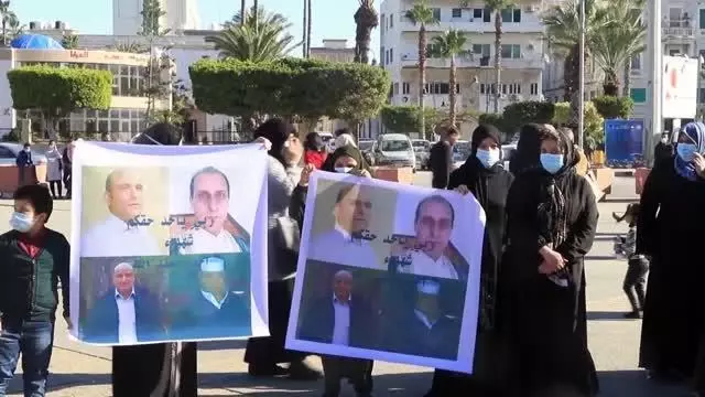 Libya'daki toplu mezar kurbanlarından kimliği tespit edilen 14'ü için cenaze namazı kılındı Libya'daki toplu mezar kurbanlarından kimliği tespit edilen 14'ü için cenaze namazı kılındı