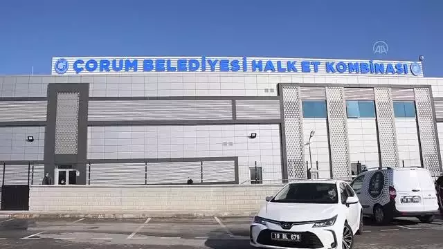 Mezbahanın hayvansal atıkları sokak hayvanlarına mama olacak Mezbahanın hayvansal atıkları sokak hayvanlarına mama olacak