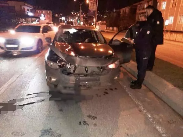 Otomobilin çarptığı kadın hayatını kaybetti Otomobilin çarptığı kadın hayatını kaybetti