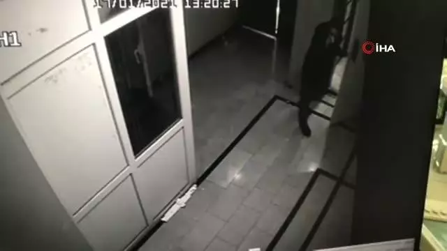 Son dakika haber | Polis hırsızı 250 saatlik kamera kaydını inceleyerek yakaladı Son dakika haber | Polis hırsızı 250 saatlik kamera kaydını inceleyerek yakaladı